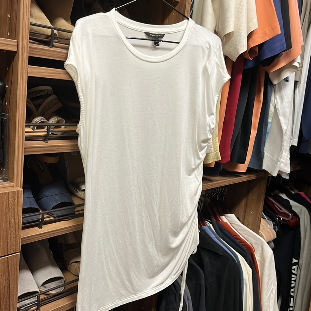 White Banana Republic top- medium
